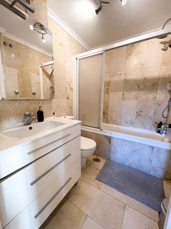 Great Puerto Banus Apartment ماربيا المظهر الخارجي الصورة